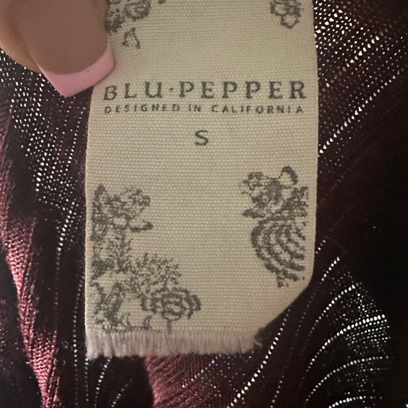 Blu Pepper Woman’s Blush Waffle Knit Sleeveless Button Front Keyhole Knot Size S - Picture 5 of 5